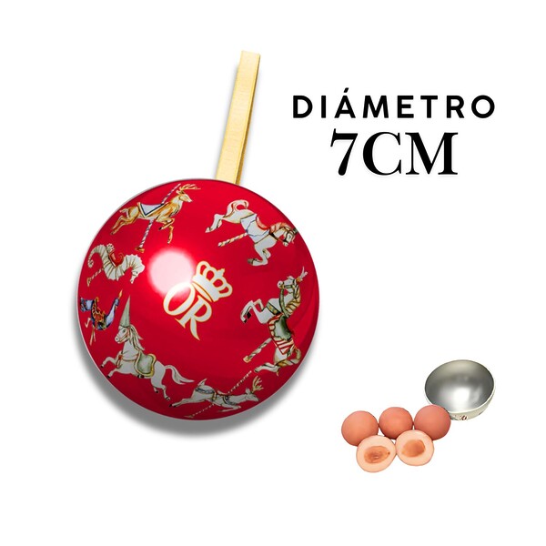 Bola árbol de Navidad color rojo rellena de almendras con chocolate 'Obrador Real'