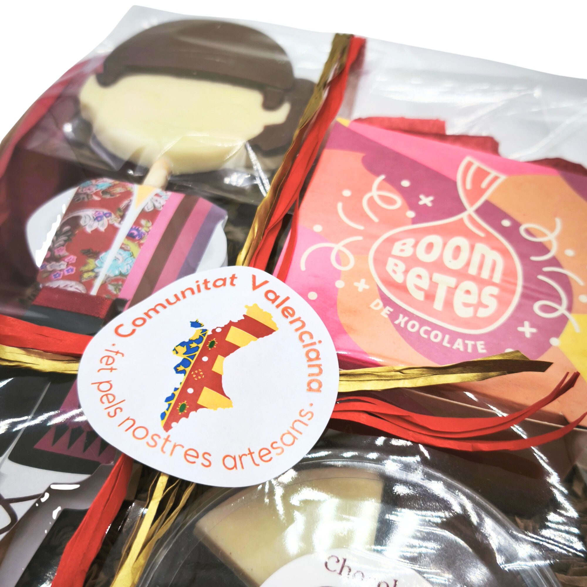 Bombetas de chocolate artesanal valenciano incluidas en pack regalo fallero sin alcohol