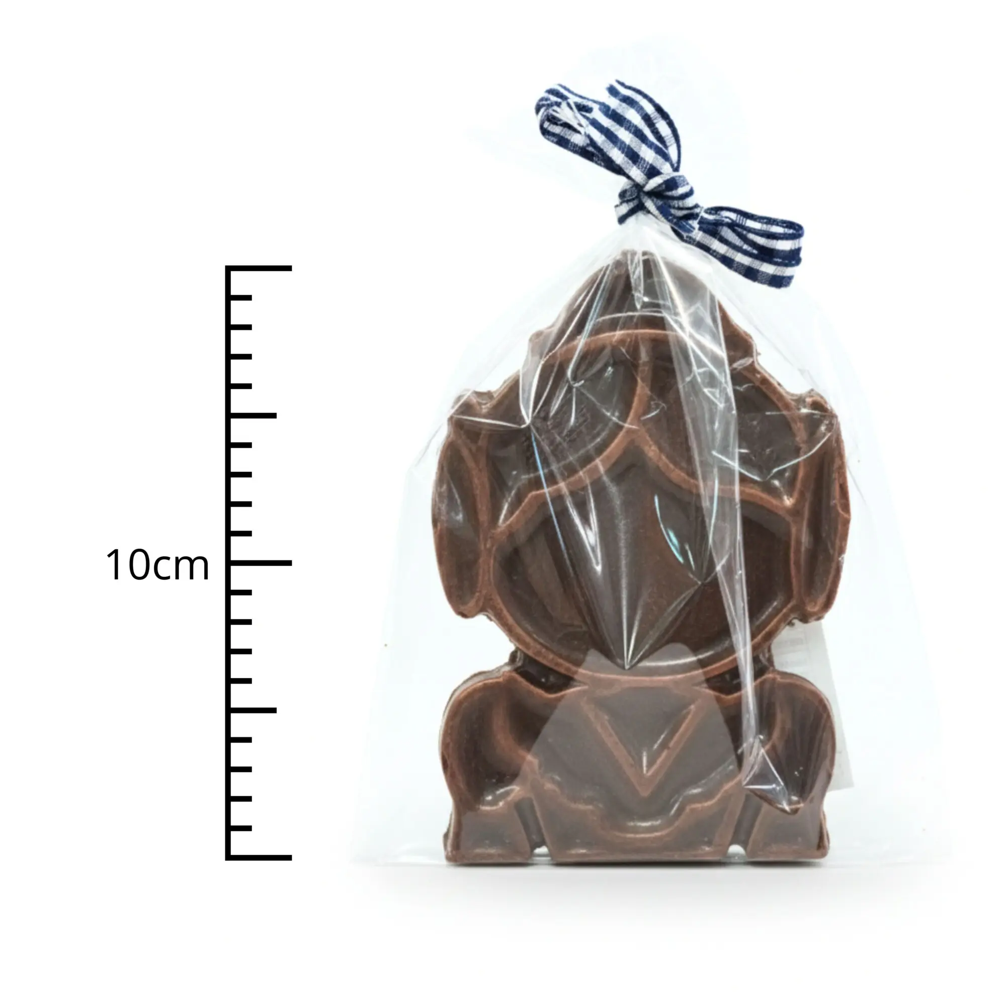 Fallera de chocolate envuelta en papel celofán y con lazo de tela fallera ideal para regalar