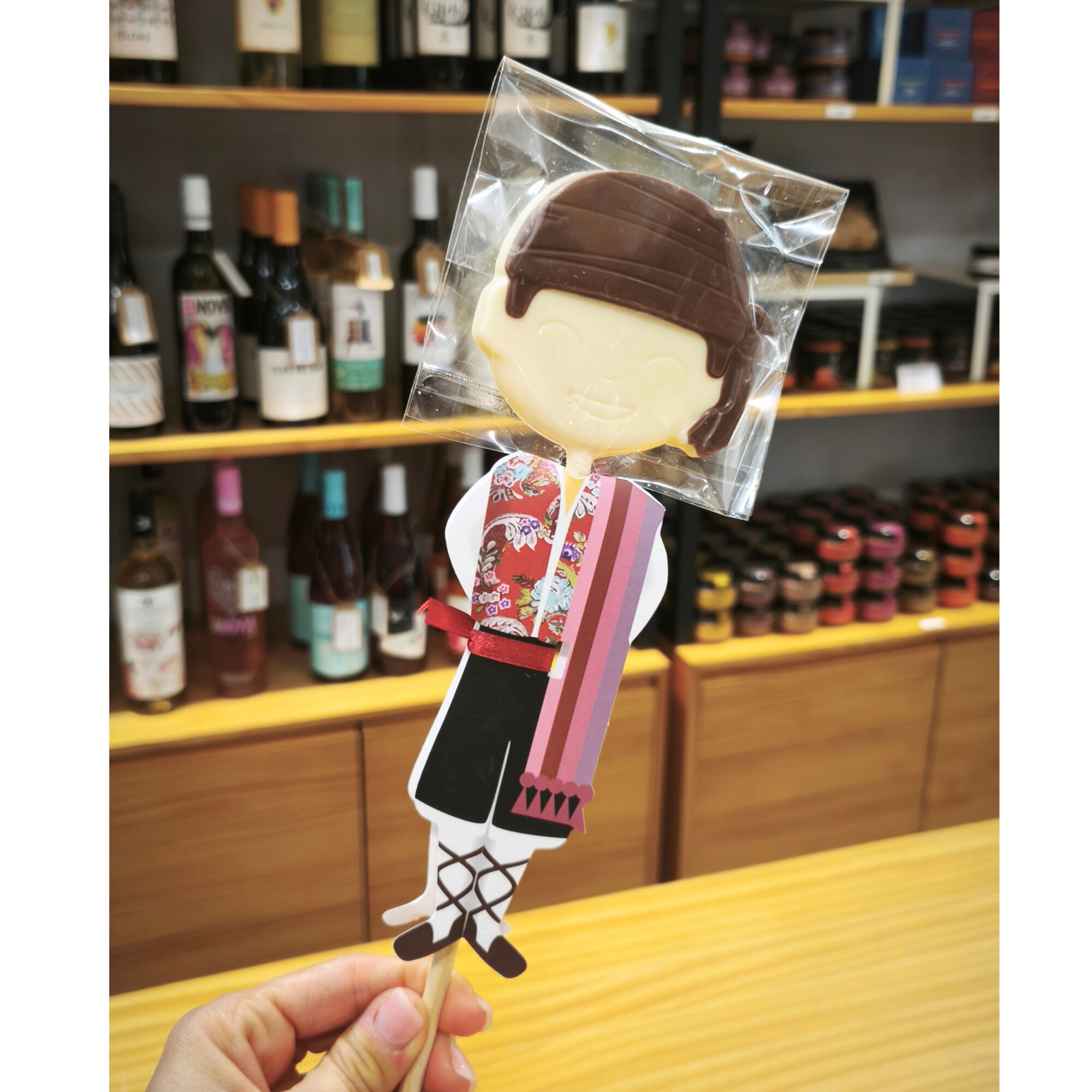 Piruleta fallero de chocolate 'Mario Padial' - Imagen 2